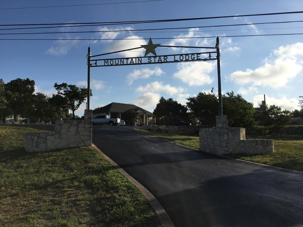 Mountain Star Lodge Austin Exterior photo